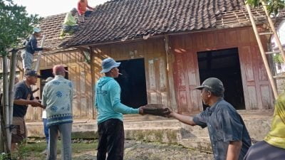 Penerima Bantuan RTLH Bingung, Rumah Terlanjur Dibongkar Dana Tak Kunjung Cair