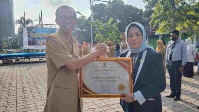 Kado Ultah MPP Ke -3, DPMPTSP Sabet Dua Penghargaan dari Kementrian PANRB