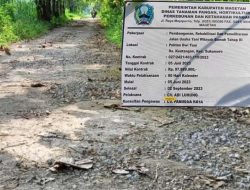 Baru Beberapa Bulan Selesai Dikerjakan, Jalan Usaha Tani di Desa Kentangan Ambyar
