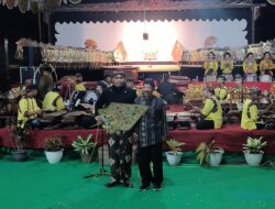 Pagelaran Wayang Kulit Meriahkan Acara Bersih Desa di Kelurahan Panekan