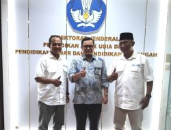 Audensi dengan Kemendikdasmen, SMSI Jatim Ajak Tingkatkan Literasi Guru dan Siswa