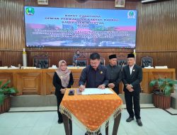 Ketua DPRD Teken Kesepakatan Rancangan Awal RPJMD Tahun Anggaran 2025-2029