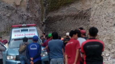 Satu Sopir Tertimbun Longsoran Material Tambang di Desa Trosono Parang, Evakuasi Masih Dilakukan