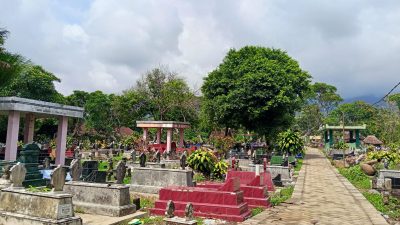 Demi Perluasan Makam, Pemdes Sidokerto Jual Puluhan Pohon Kamboja
