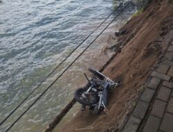 Jalan Selatan Telaga Sarangan Longsor, 4 Wisatawan Luka- luka