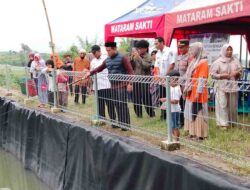 Mancing Bersama di Embung Sidomas, Riyono Caping Dorong Penguatan Sektor Perikanan Desa