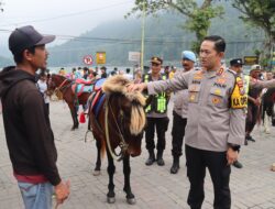 Pantau Libur Lebaran, Kapolres Magetan Turun Langsung ke Telaga Sarangan