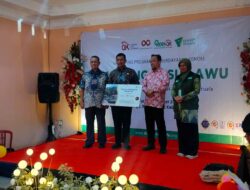 Dompet Dhuafa Bersama ROIS OJK Perkuat Kampung Susu Lawu, Dorong Peternak Makin Berdaya