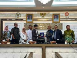 Riyono Siap Kawal Keluhan Peternak Magetan, Harga Telur Anjlok hingga Jagung Langka